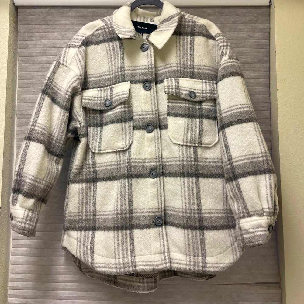 Vero Moda women’s Shacket size XL